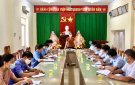 Đồng chí Phó Bí thư Thường trực Huyện ủy Lương Thị Hoa kiểm tra công tác phòng chống dịch Covid-19 tại xã Thiệu Toán